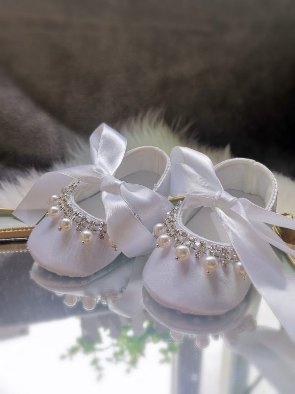 Off-White-Silk-Baptism-Girl-Shoes-Photography-Flower-Baby-Pearls-and-Diamond-Satin-Shoes-Soft-Comfortable-4.jpg