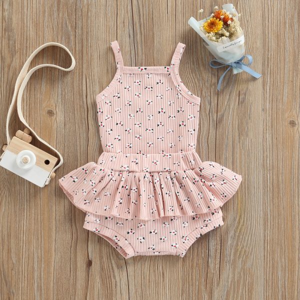 Two-Piece-Infant-Baby-Girl-s-Clothes-Fashion-Floral-Suspender-Romper-and-Ruffle-Short-Pants-Summer-2.jpg
