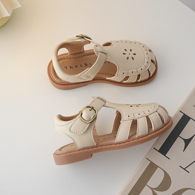 Girls-Half-Sandals-Spring-Summer-British-Style-Retro-Girls-Shoes-Hollow-Out-Kids-Flat-Shoes-Vintage