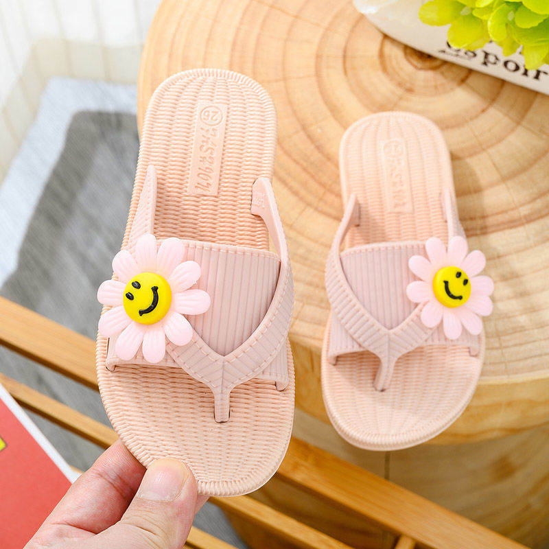 Girls-Slippers-Soft-Bottom-Non-slip-Sandals-Print-Small-Fresh-And-Fashionable-New-Cute-Girls-Flip-3