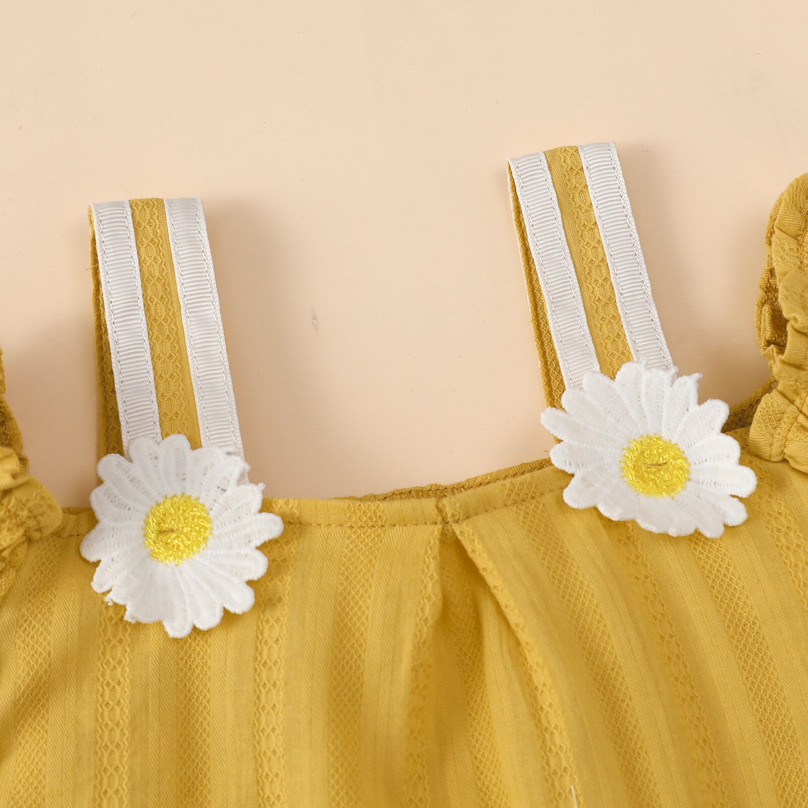 Off-Shoulder-Chrysanthemum-Toddler-Girls-Clothes-Summer-Short-Ruffle-Sleeve-Strap-T-Shirt-White-Lace-Shorts-3