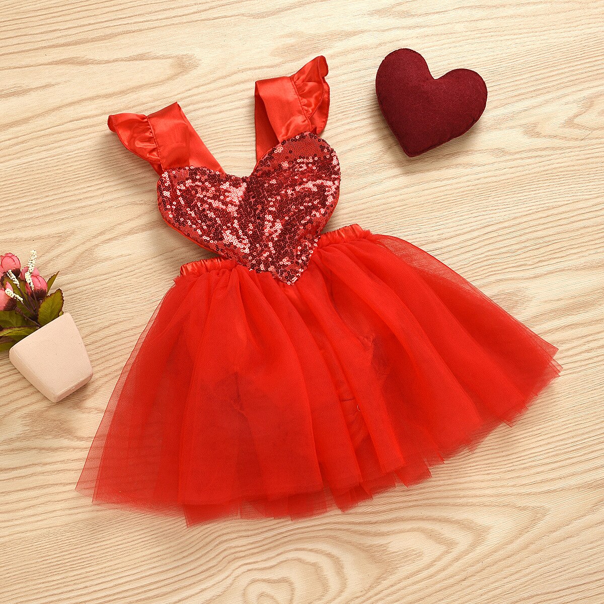 Valentines-Day-Baby-Girls-Dress-Party-Princess-Dresses-Red-Flying-Sleeve-Love-Heart-Sequined-Mesh-Stitching-1