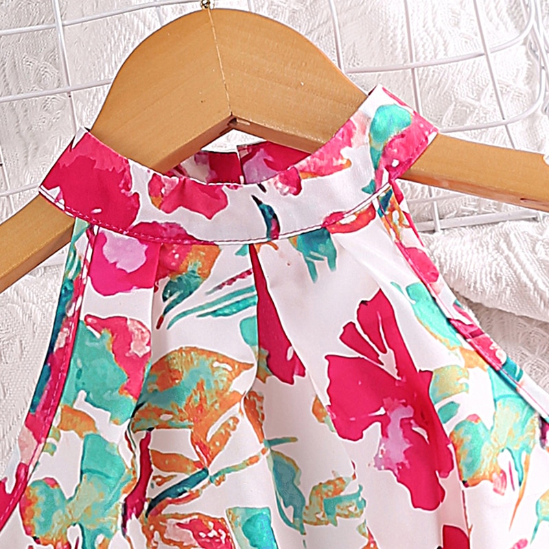 2023-Girls-Summer-Suit-Hanging-Neck-Sleeveless-Printed-Top-And-Solid-Color-Button-Decorated-Shorts-Polyester-3